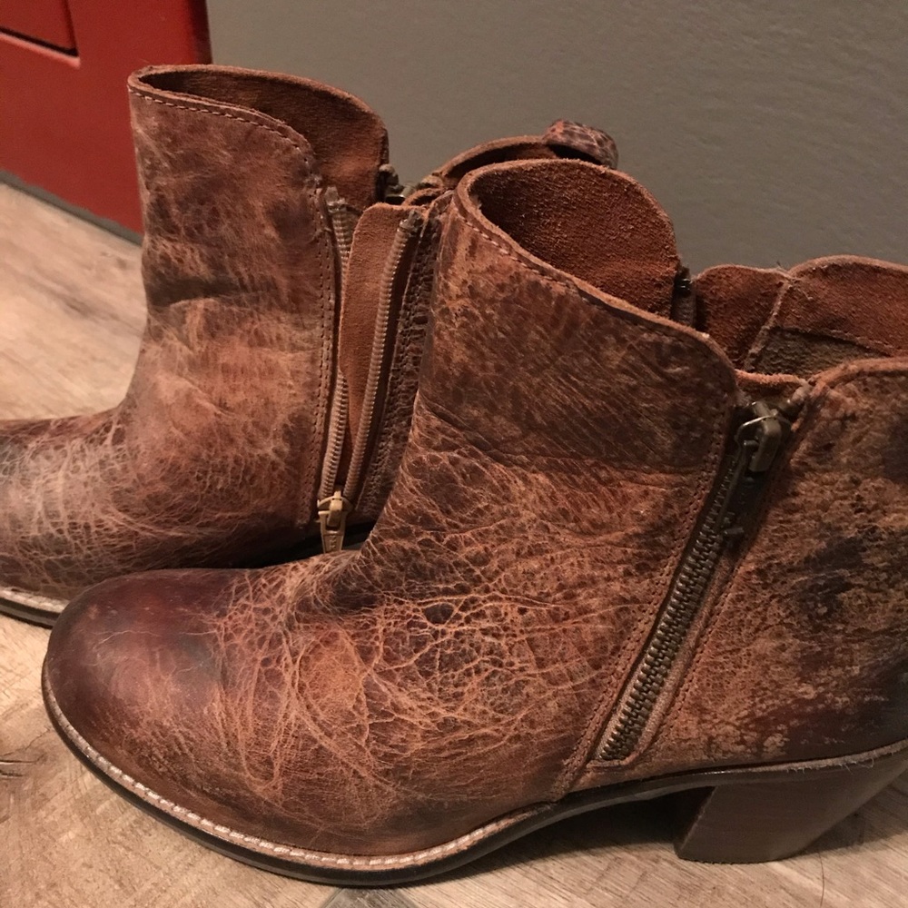 size 8 weathered ankle boots